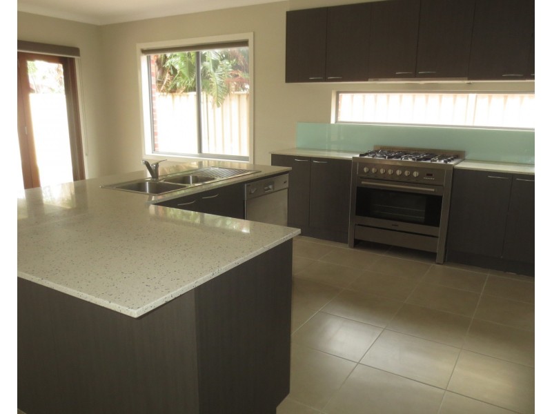 24 Stanley Street, Altona VIC 3018