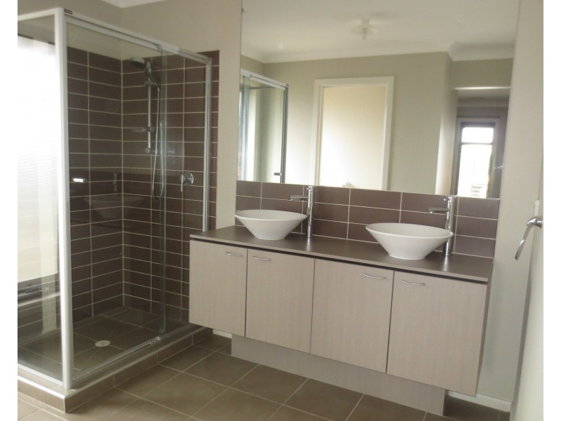 24 Stanley Street, Altona VIC 3018