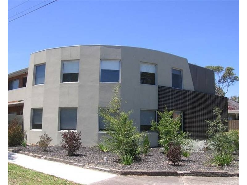 2/27 Noordenne Avenue, Altona VIC 3018