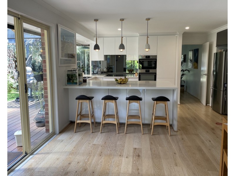 14 Keeshan Court, Altona VIC 3018