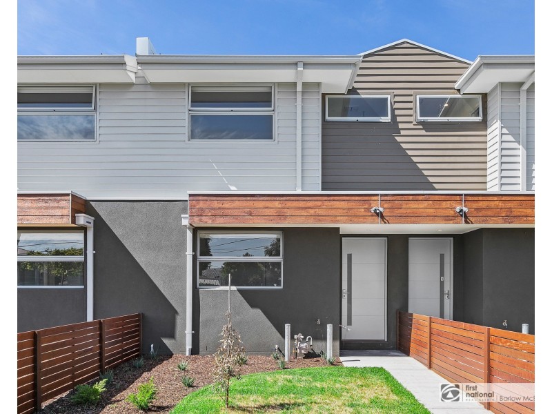 4/100 Civic Parade, Altona VIC 3018