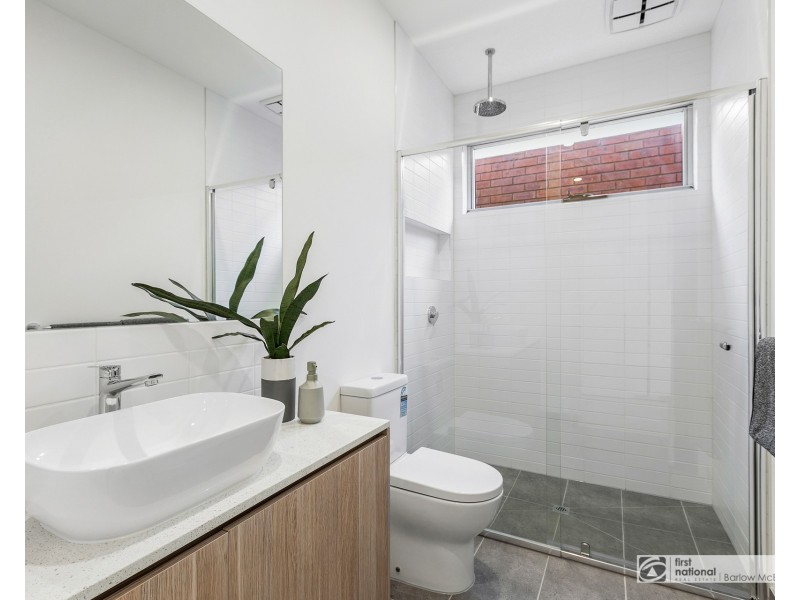 4/100 Civic Parade, Altona VIC 3018