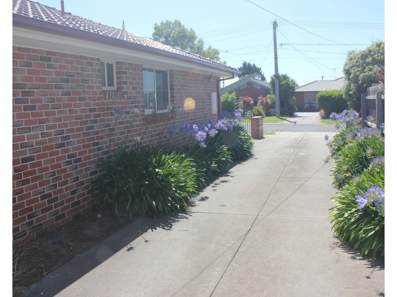 1/10 Sexton Court, Altona Meadows VIC 3028
