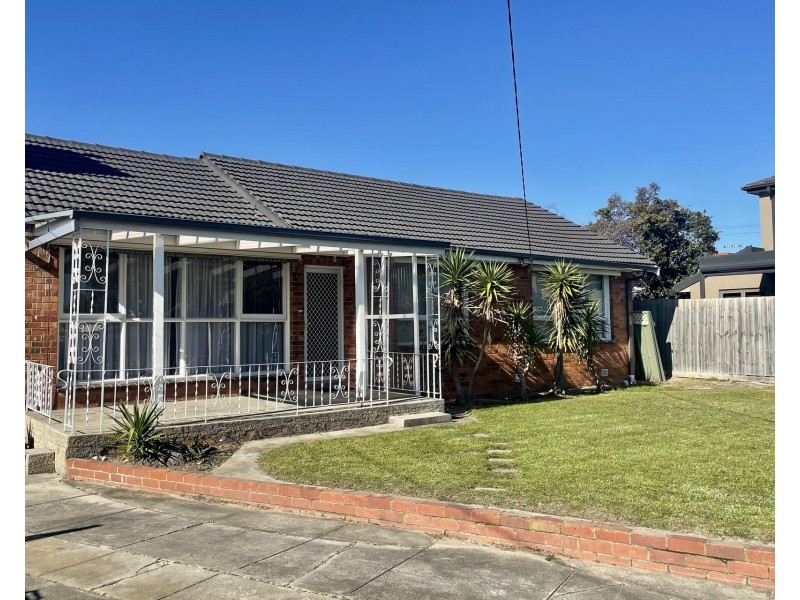 24A Grieve Parade, Altona VIC 3018
