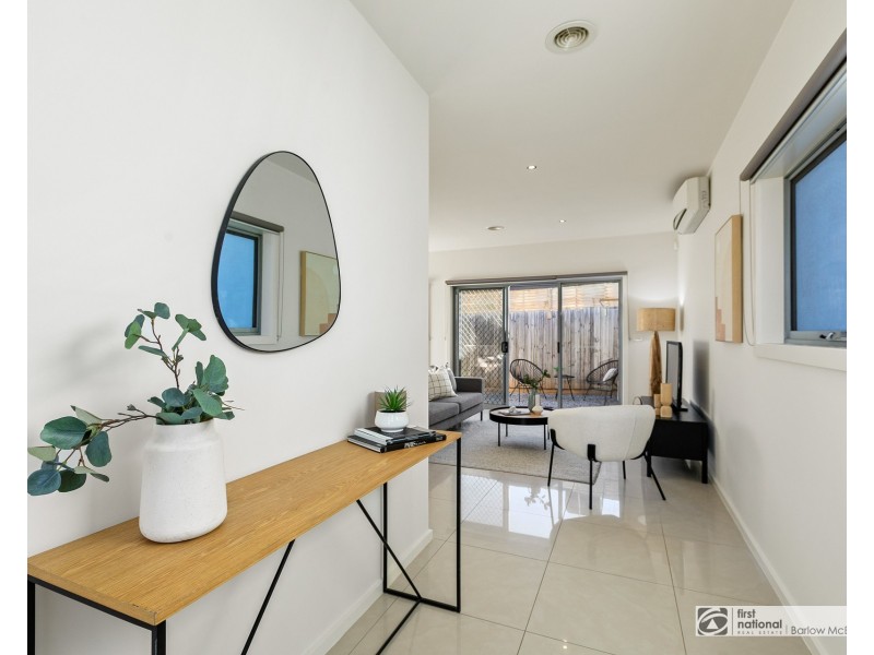 3/180 Civic Parade, Altona VIC 3018