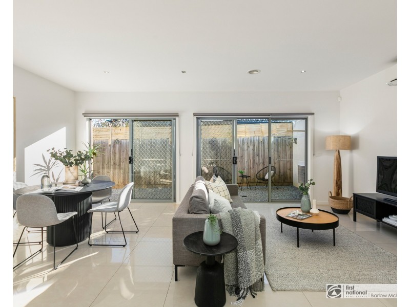 3/180 Civic Parade, Altona VIC 3018