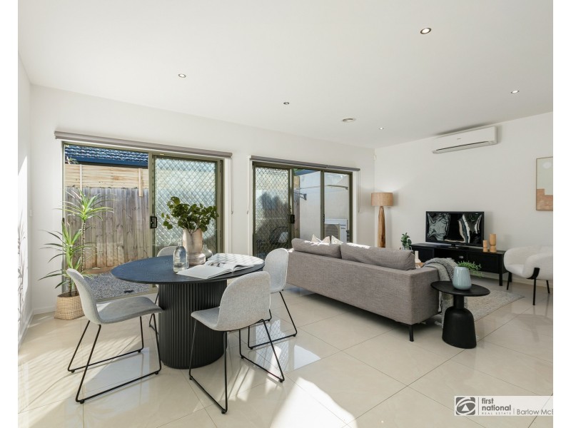 3/180 Civic Parade, Altona VIC 3018