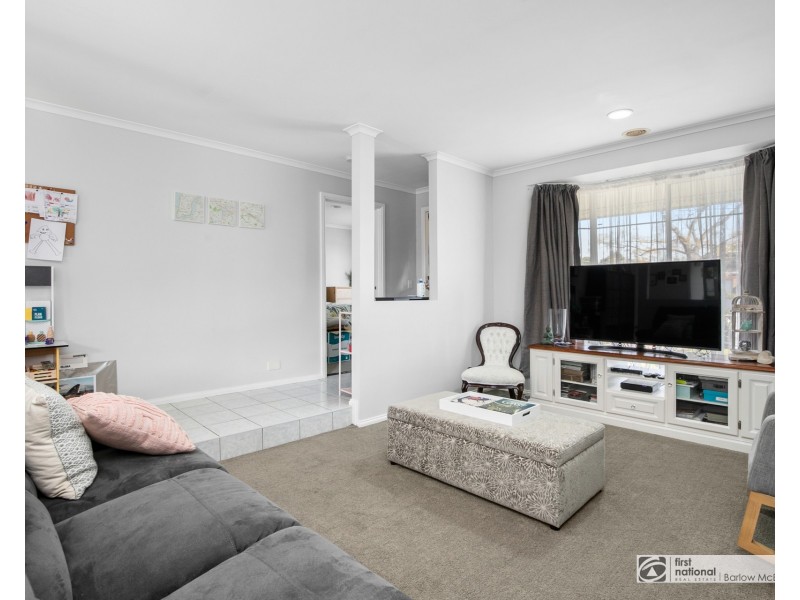 17 Dixon Court, Altona Meadows VIC 3028