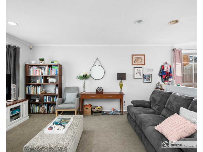 17 Dixon Court, Altona Meadows VIC 3028