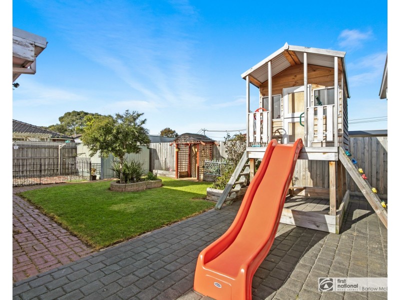 17 Dixon Court, Altona Meadows VIC 3028
