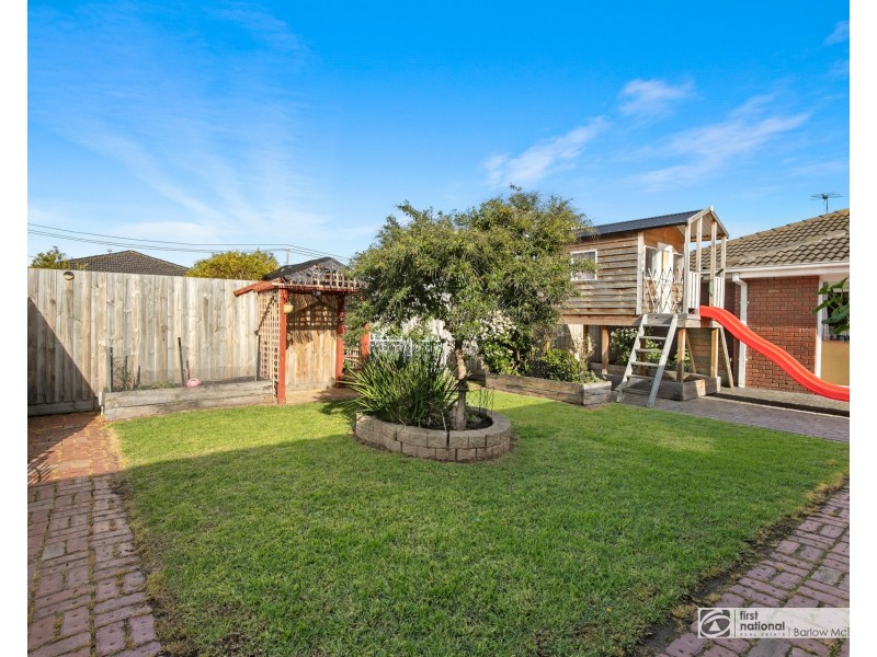 17 Dixon Court, Altona Meadows VIC 3028