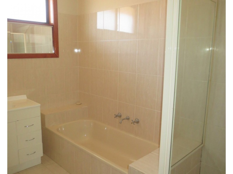 86 Rosebery Street, Altona Meadows VIC 3028