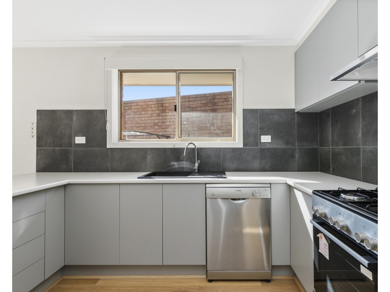 2 Hakea Court, Altona Meadows VIC 3028