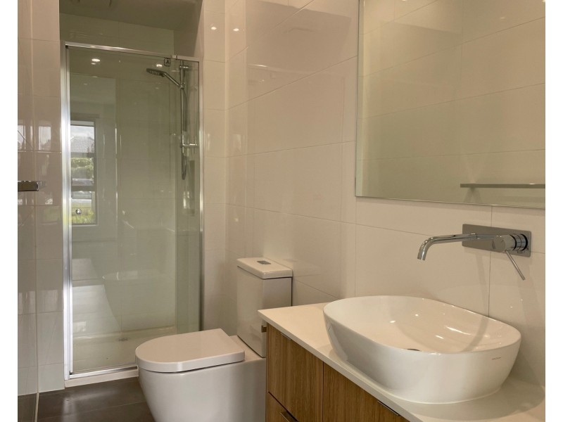 1/49 Bent Street, Altona VIC 3018