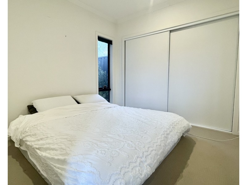 2/12 Brennan Court, Altona Meadows VIC 3028