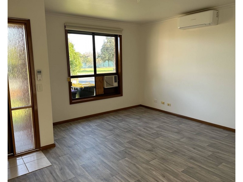 1/355 Queen Street, Altona Meadows VIC 3028