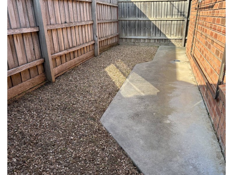 1/355 Queen Street, Altona Meadows VIC 3028