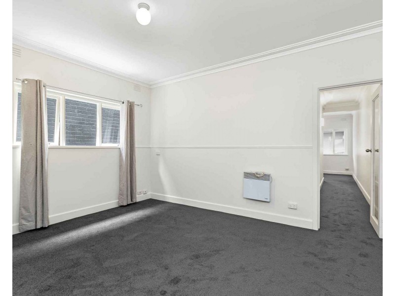 1/6 Harrington Square, Altona VIC 3018