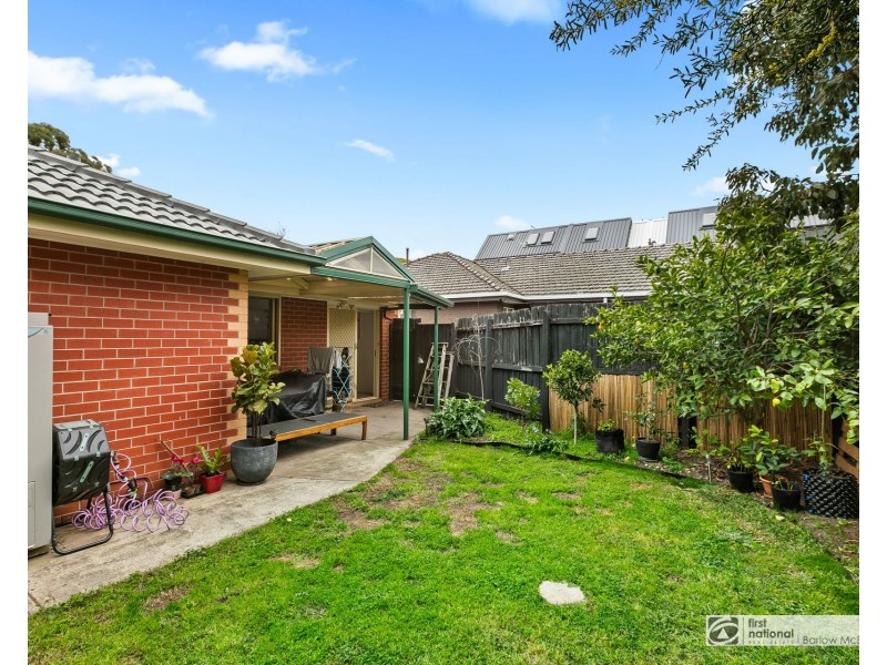 1/134 Civic Parade, Altona VIC 3018