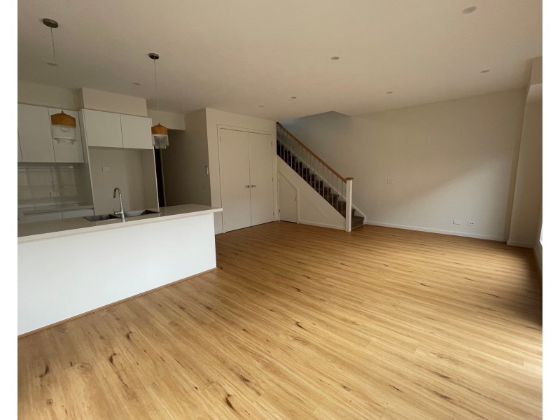 B/133 Railway Street North, Altona VIC 3018