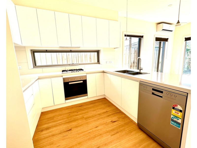 B/133 Railway Street North, Altona VIC 3018