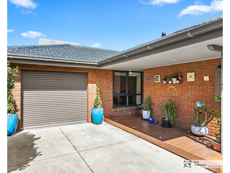 2/62 Queen Street, Altona VIC 3018