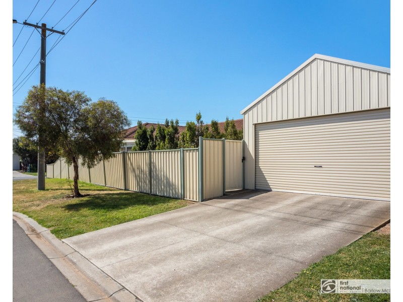10 Catherine Road, Seabrook VIC 3028
