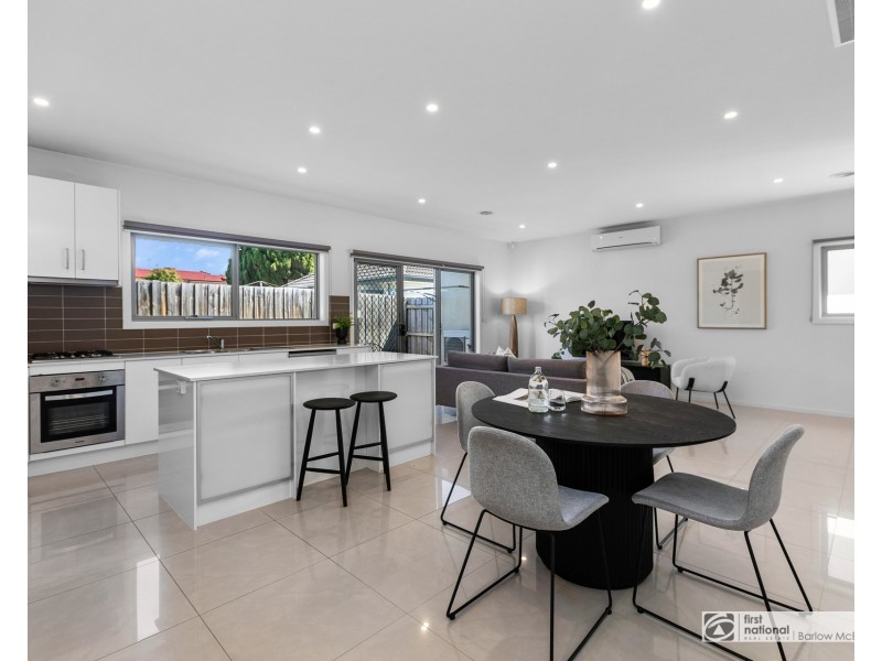 2/180 Civic Parade, Altona VIC 3018