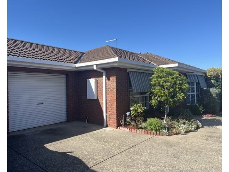 2/112 Blyth Street, Altona VIC 3018