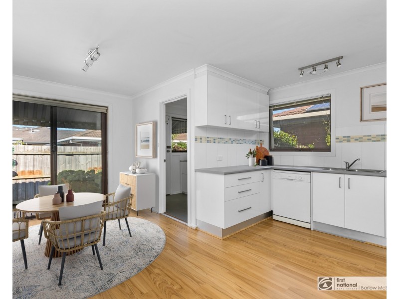 2/114 Blyth Street, Altona VIC 3018