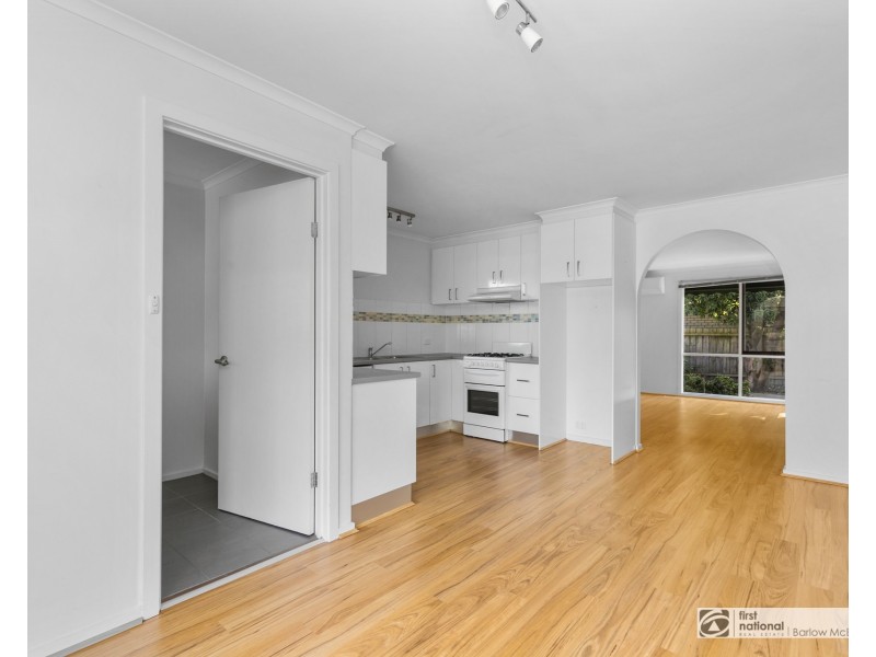 2/114 Blyth Street, Altona VIC 3018