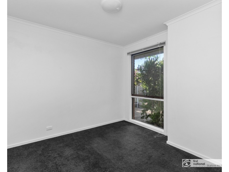 2/114 Blyth Street, Altona VIC 3018
