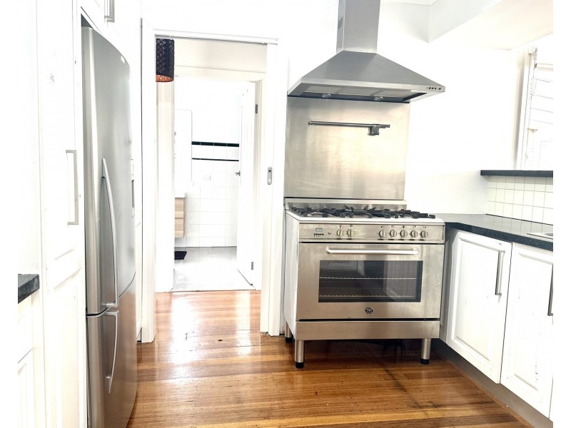 37 Cherry Avenue, Altona North VIC 3025