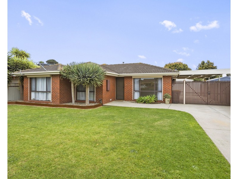 5 Pine Drive, Altona Meadows VIC 3028