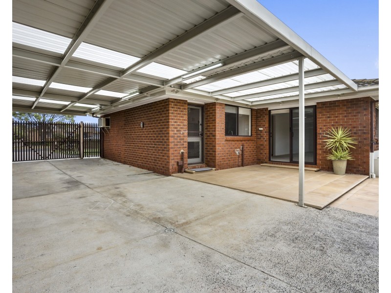 5 Pine Drive, Altona Meadows VIC 3028
