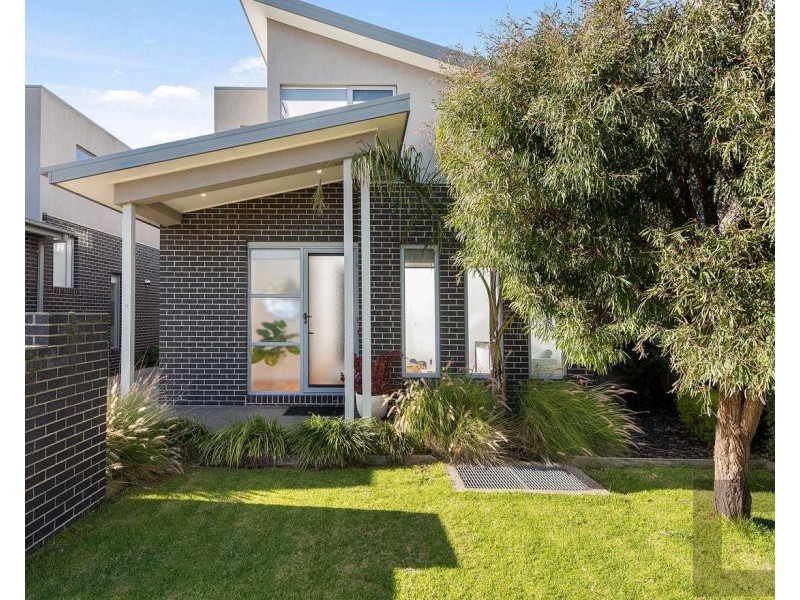 4/22 Mount Street, Altona VIC 3018