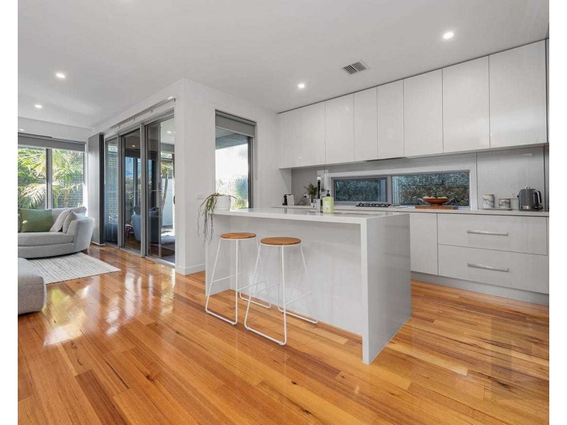 4/22 Mount Street, Altona VIC 3018