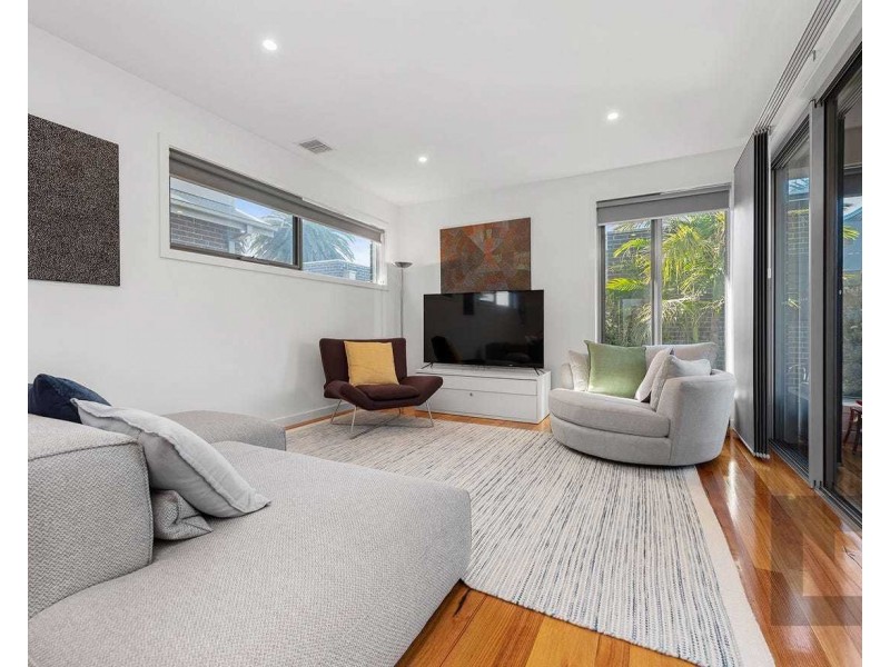 4/22 Mount Street, Altona VIC 3018