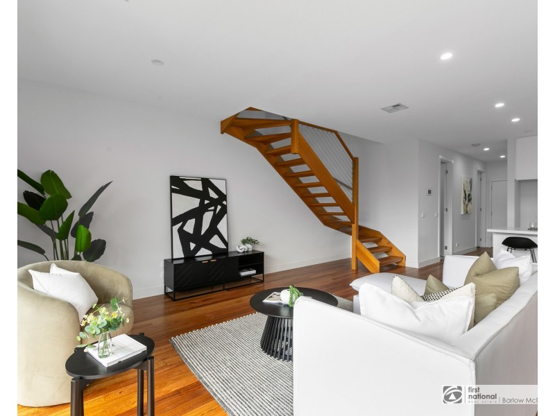 2/67 Rose Street, Altona VIC 3018