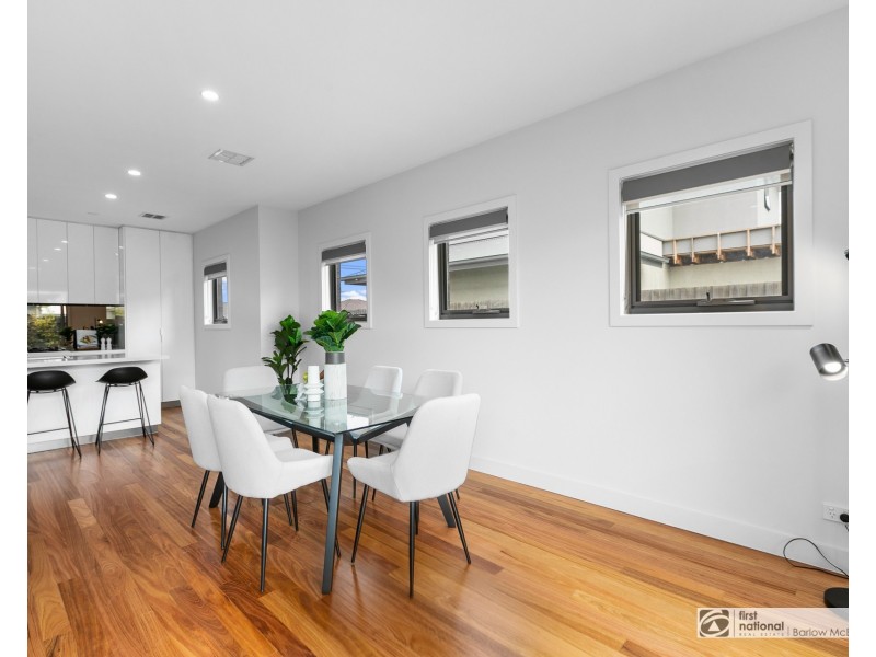 2/67 Rose Street, Altona VIC 3018