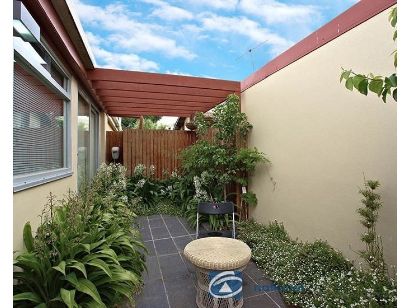 4/239 Esplanade, Altona VIC 3018