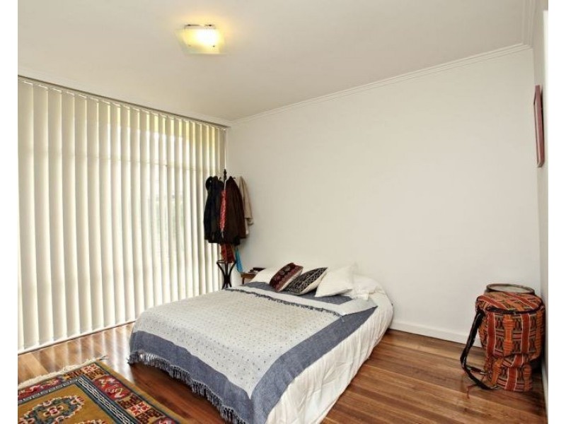 4/239 Esplanade, Altona VIC 3018