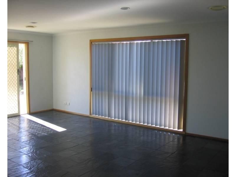 24 Mintaro Way, Seabrook VIC 3028