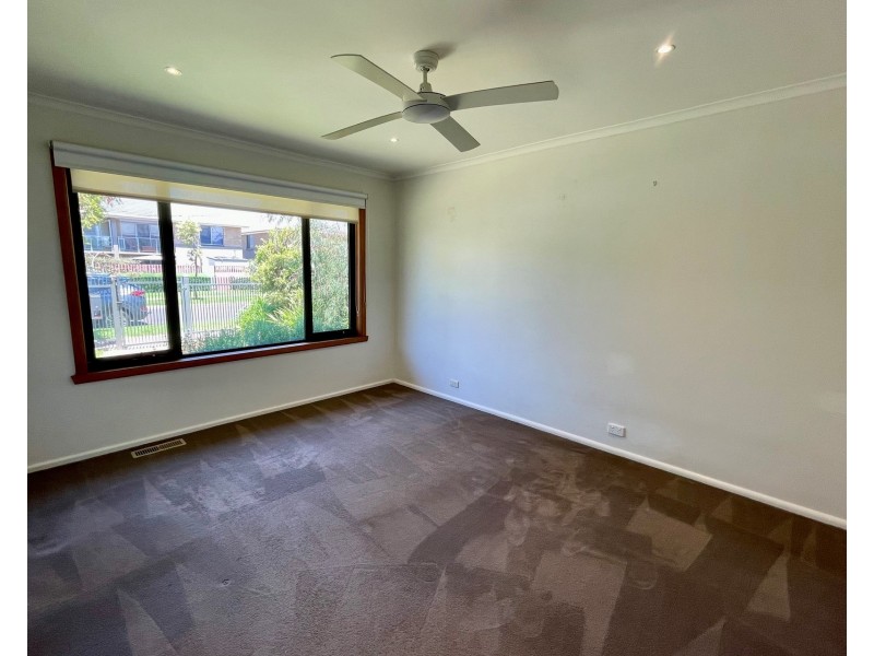 49 Simmons Drive, Seaholme VIC 3018