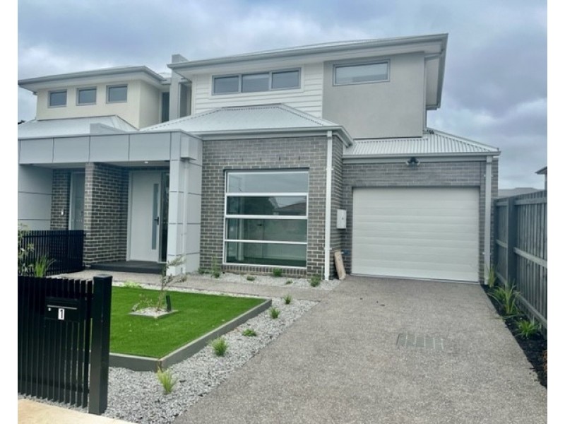 2/63 Rose Street, Altona VIC 3018