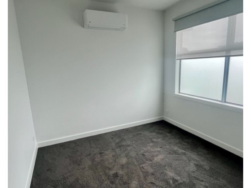 3/63 Rose Street, Altona VIC 3018