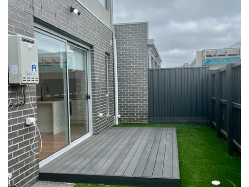 3/63 Rose Street, Altona VIC 3018