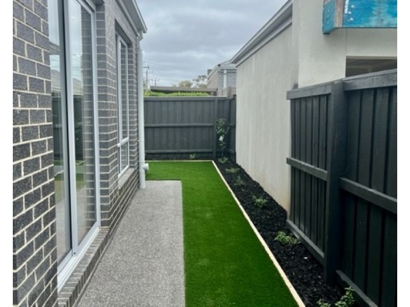 4/63 Rose Street, Altona VIC 3018