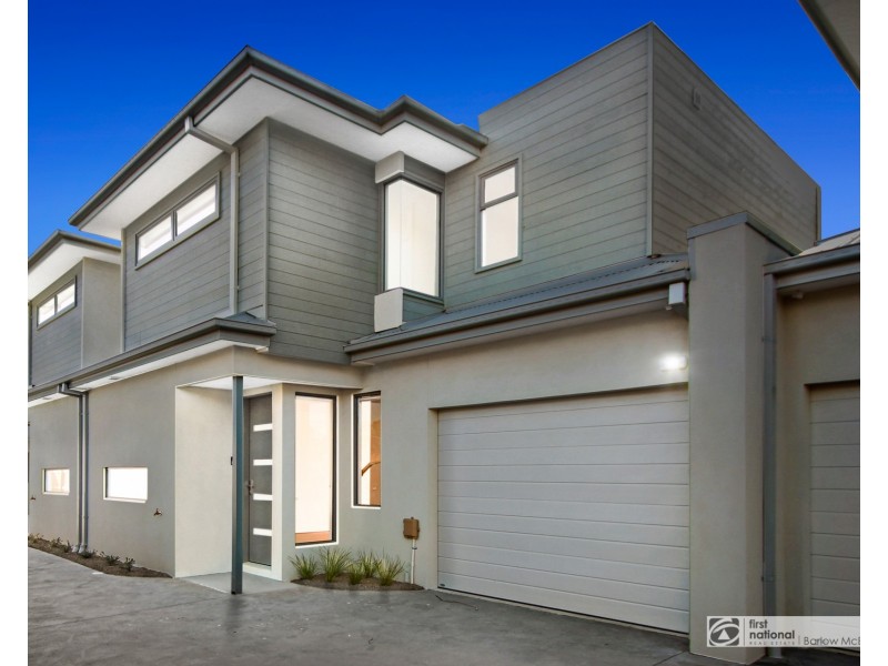 2/4 Robin Street, Altona VIC 3018