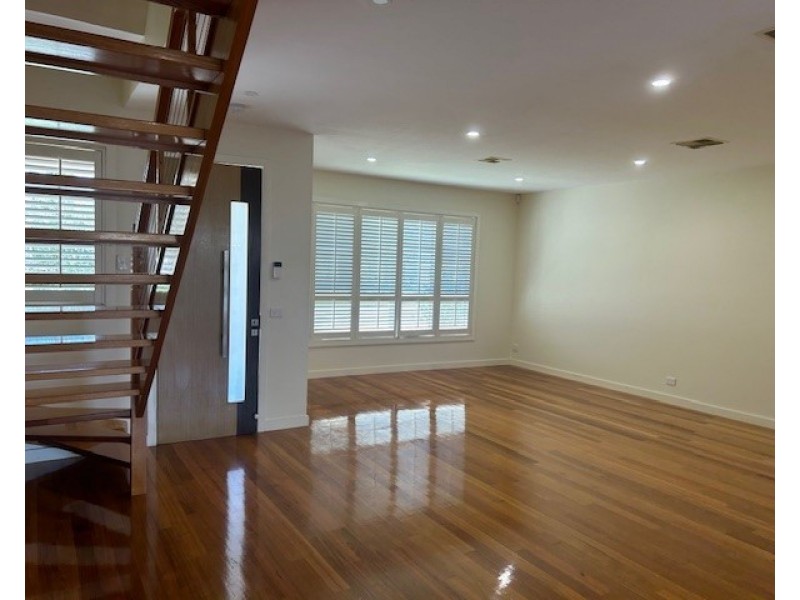 43 Primula Avenue, Brooklyn VIC 3012